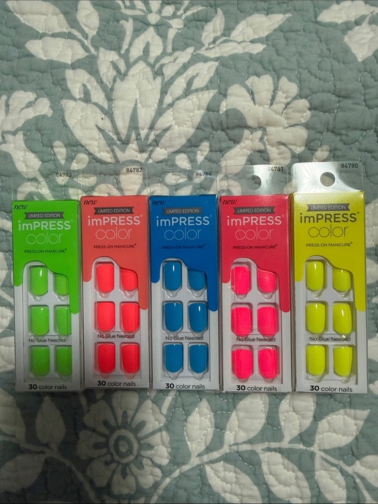 Kiss Other - Kiss imPRESS “COLOR” press on nail sets. Choose your color!